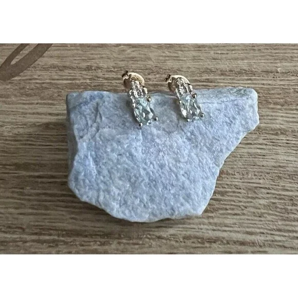 925 Sterling Silver Gold Vermeil Blue Topaz & Diamond Stud Post Earrings 1.2g - Picture 3 of 12